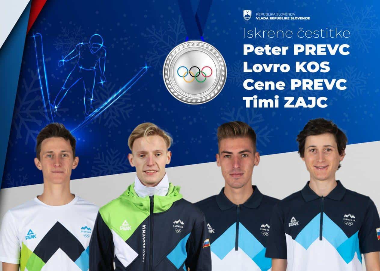 Slovenski skakalci srebrni na ekipni tekmi