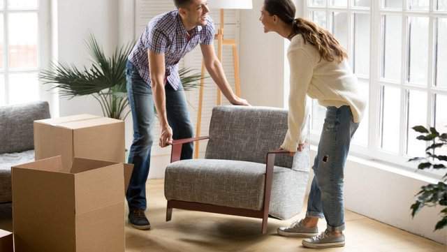 Nakup pohištva preko spleta je nova realnost (izkoristite kodo za popust)