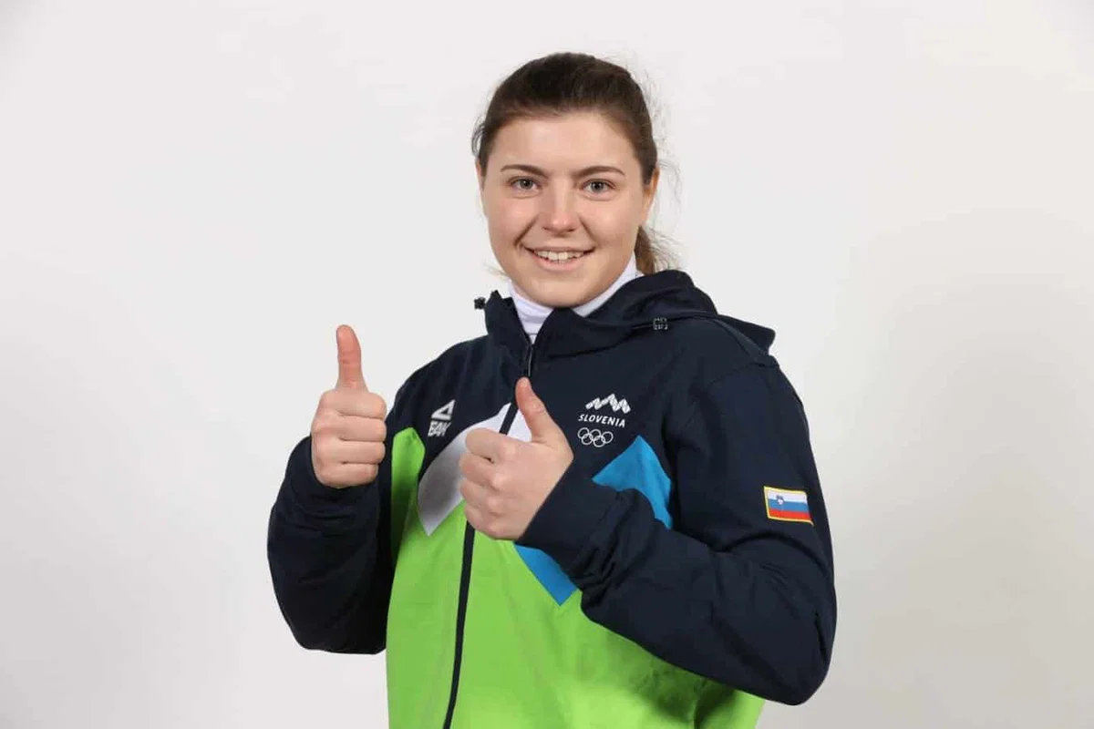 Korošica Neja Dvornik z drugim mestom do svojih prvih stopničk