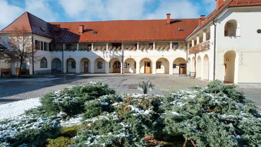 Kljub ukrepom za zajezitev epidemije so v MO Slovenj Gradec uspeli realizirati vse zastavljene cilje (VIDEO)