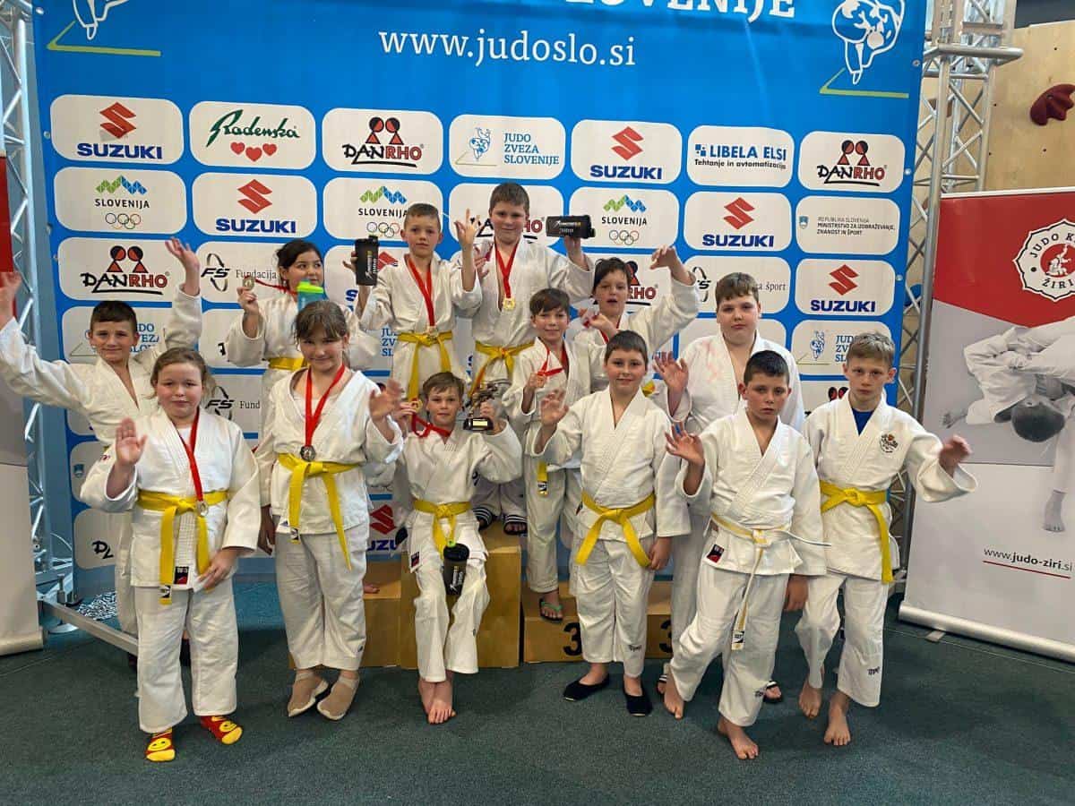 Koroški judoisti do lepe bire medalj v Žireh, Nace Herkovič zabeležil dober nastop v Pragi (FOTO)