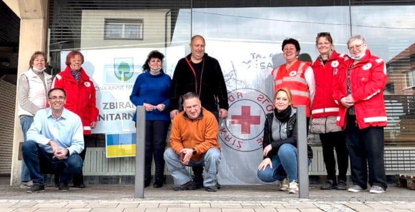 Na Ravnah zbrali več kot tri tone pomoči za Ukrajino (FOTO)