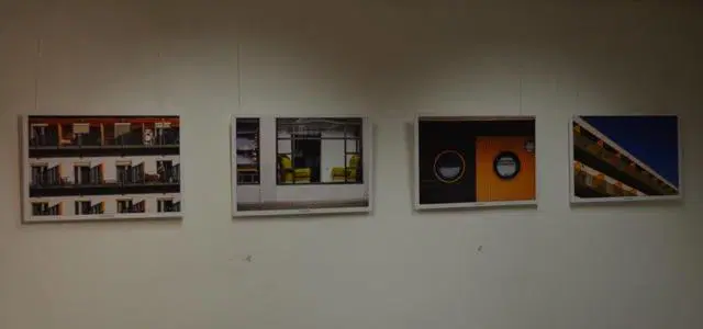 V razstavnih prostorih Infopisarne Dravograd na ogled razstava Fotokluba Koroška na temo Radelj ob Dravi