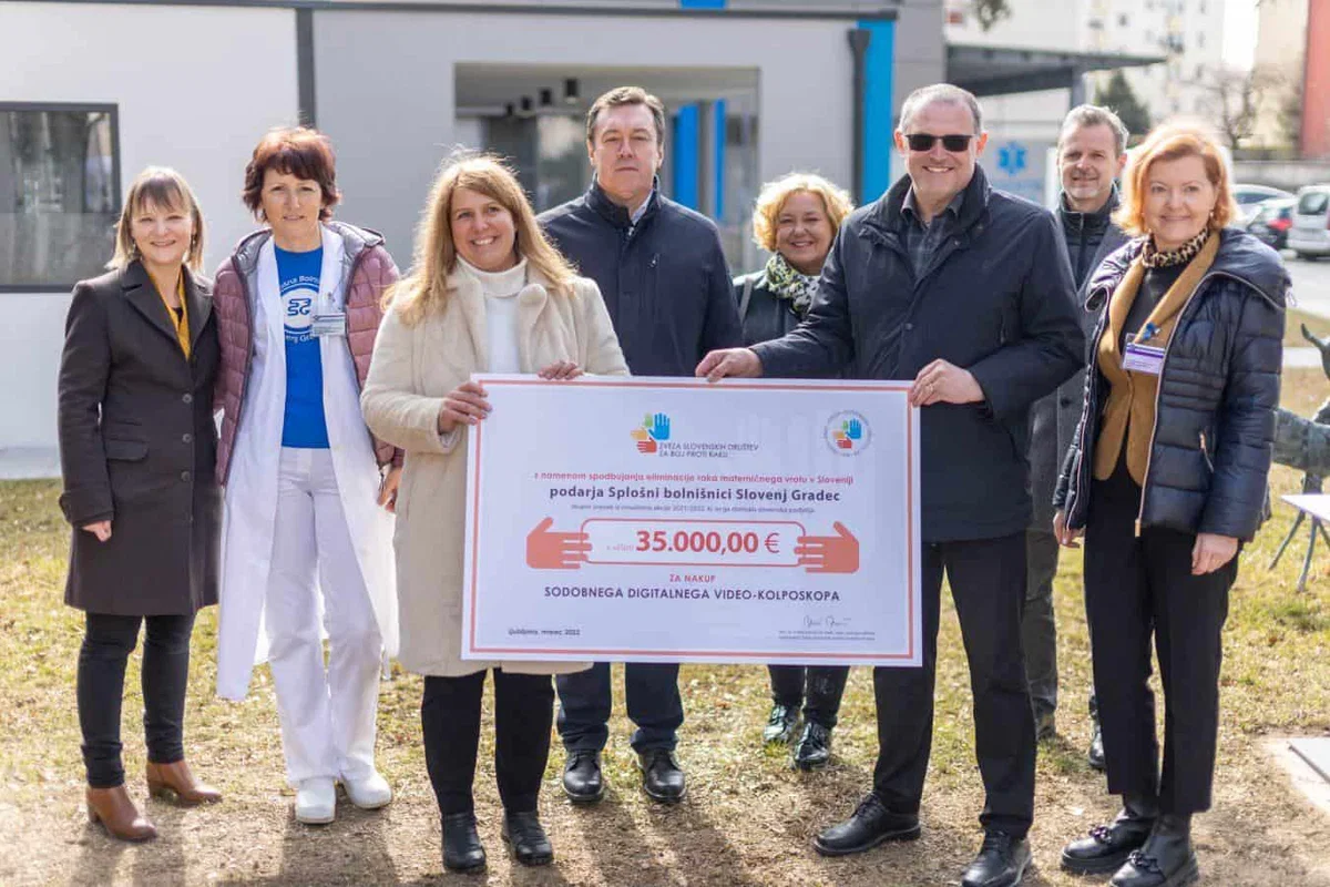 SB Slovenj Gradec prejela donacijo za nakup sodobnega digitalnega video-kolposkopa (VIDEO)