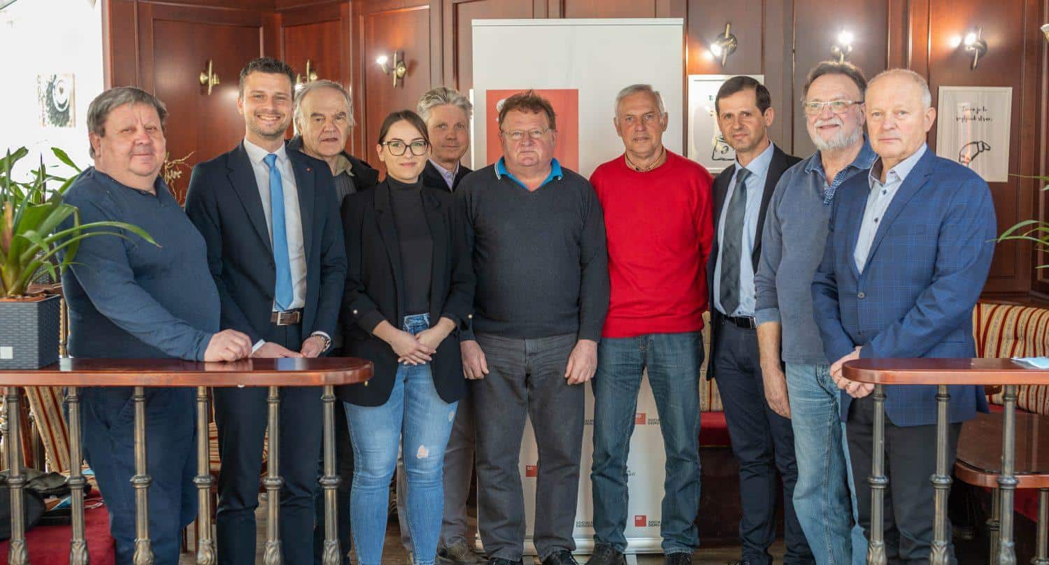 Prednik pravi, da se da  v politiki marsikaj realizirati le, če se znaš pogovarjati. Zbičajnik nam želi omogočiti nov začetek. Šol za varno in zanesljivo pot Slovenije, v kateri bomo prav vsi dostojno živeli