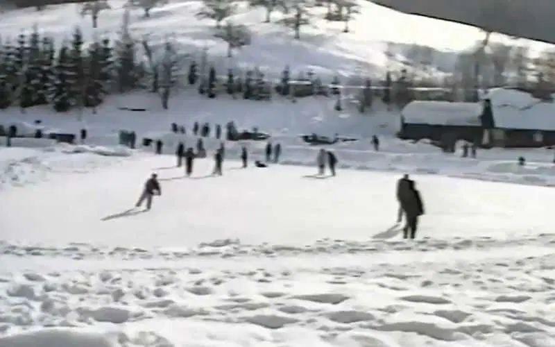 VIDEO: Tako so pred leti drsali na Ivarčkem jezeru, kjer se kmalu spet obeta pestro dogajanje