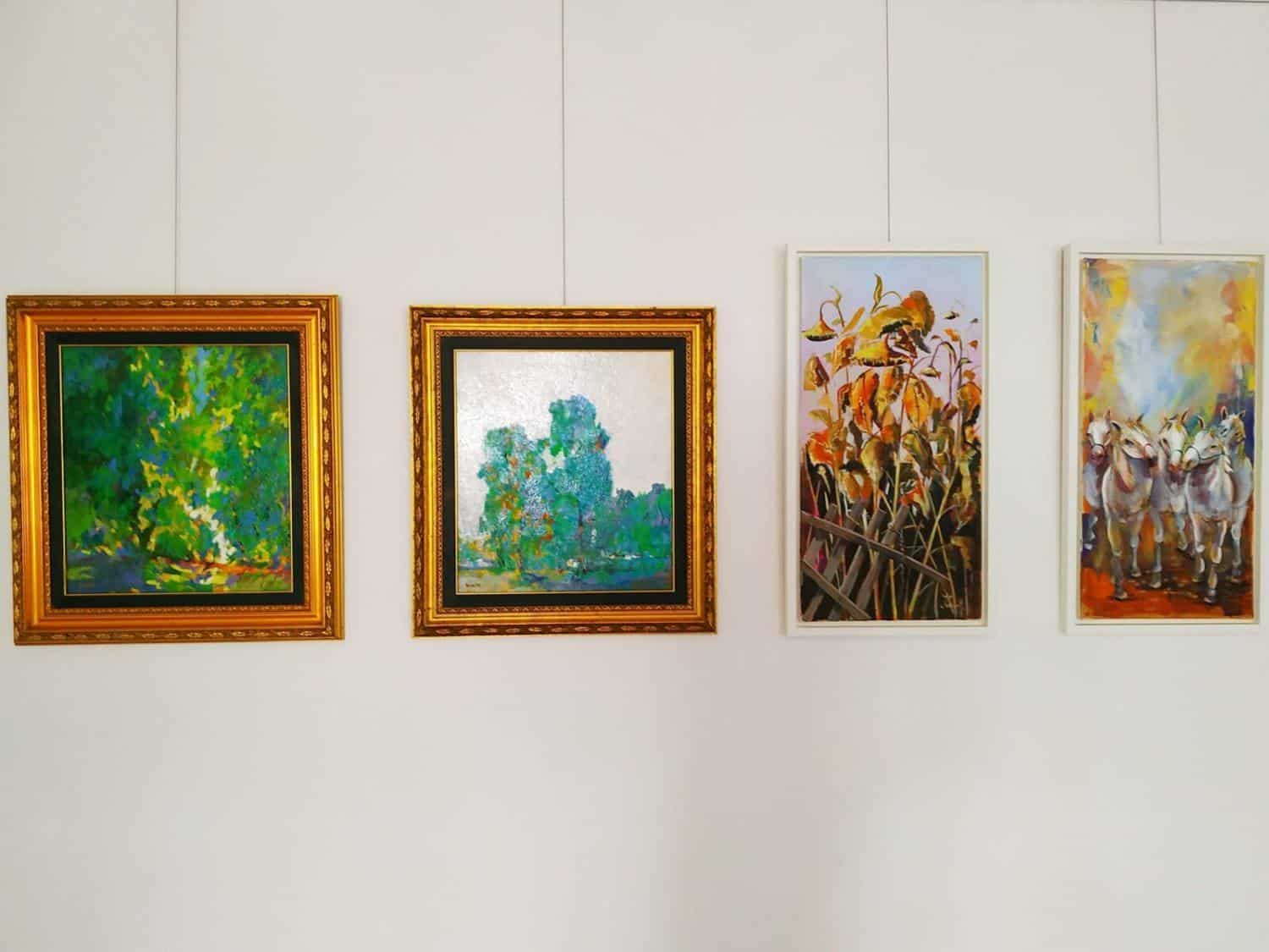 Ob 45. letnici ustanovitve društva Koroških likovnikov je v Osrednji koroški knjižnici potekala razstava (FOTO)