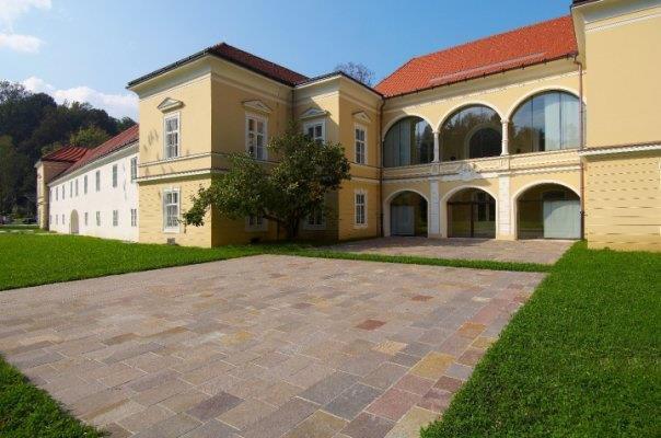 V Koroški osrednji knjižnici dr. Franca Sušnika od sedaj na voljo tudi izposoja in ogled slovenskih filmov na spletu