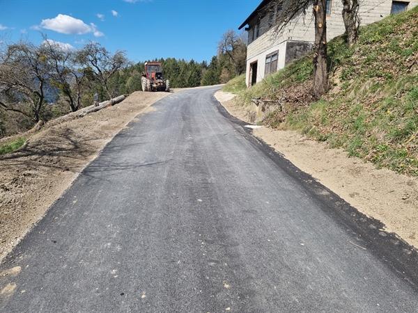 Na območju MO uspešno zaključili rekonstrukcijo še ene ceste (FOTO)
