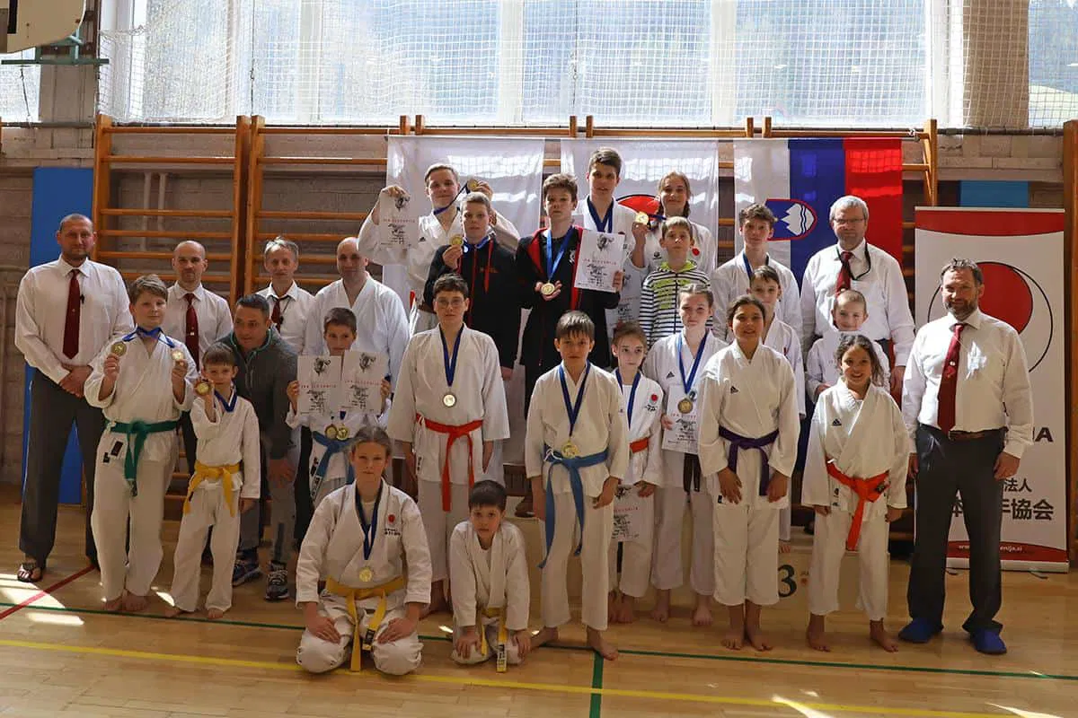 Korošci do številnih odličij na prvem turnirju JKA karateja 2022