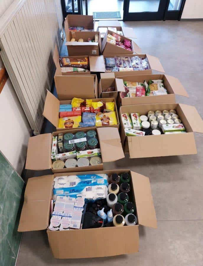 Humanitarno pomoč za Ukrajino zbirali tudi zaposleni v podjetju TAB d.d (FOTO)