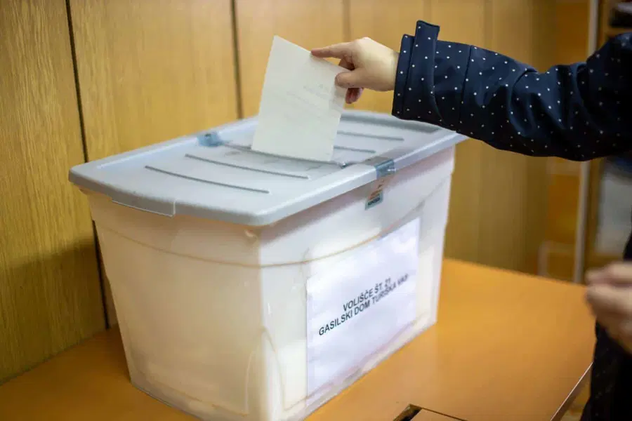 Kandidature pred lokalnimi volitvami možno vložiti le še danes