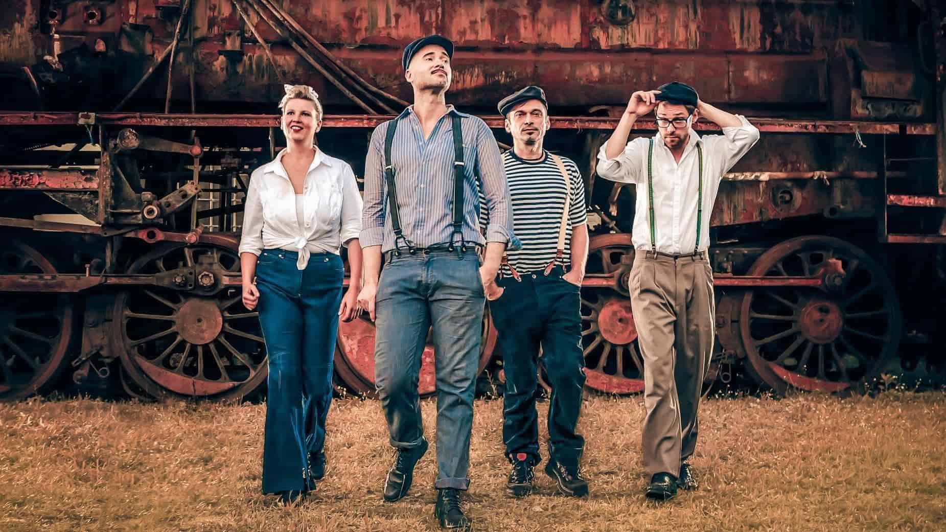 Ne pozabite danes v Kulturni center Ravne prihaja skupina Manouche