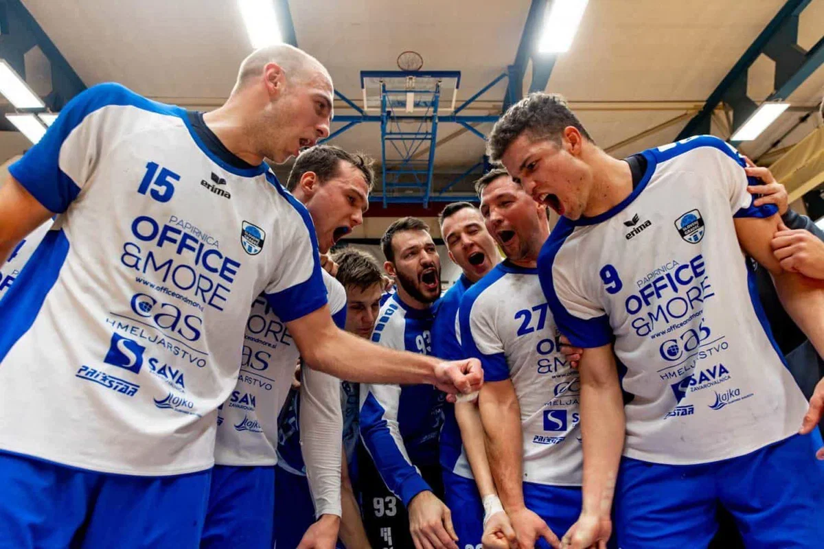 Rokometaši Slovenj Gradca 2011 slavili na Gorenjskem