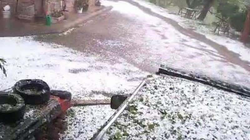 Tudi na Koroškem neurje s točo. Konec tedna bodo temperature presegle 30 stopinj Celzija (FOTO)