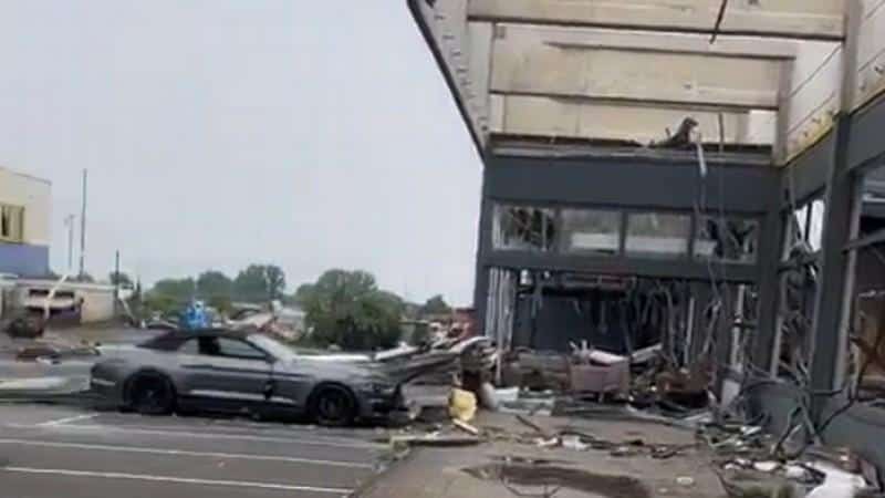 V Nemčiji divjal tornado in poškodoval do 40 ljudi