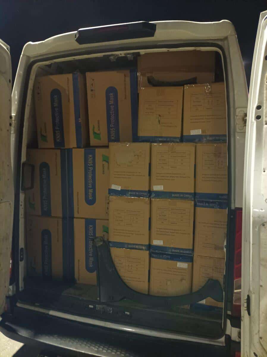 Zloraba prevoza humanitarne pomoči za tihotapljenje cigaret