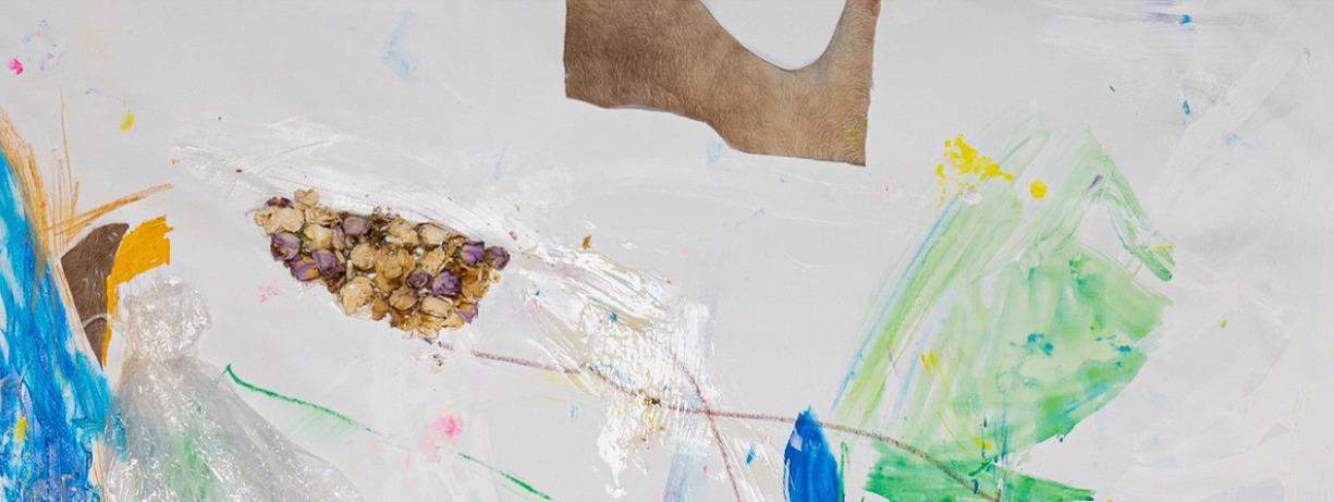 V Galeriji Ravne odpirajo razstavo Nine Stopar z naslovom "Srečevanje telesa kot dotikanje spomina v odtisu barve"