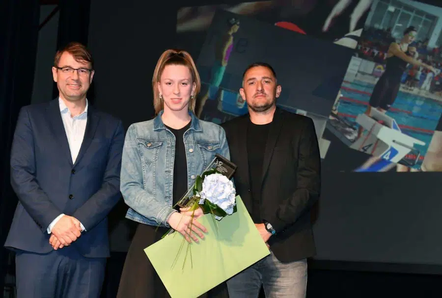 Na Ravnah na Koroškem podelili priznanja najboljšim športnikom (FOTO)