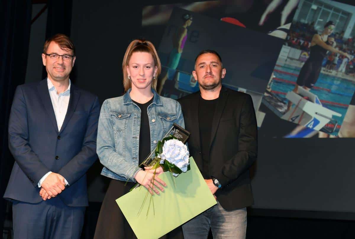 Na Ravnah na Koroškem podelili priznanja najboljšim športnikom (FOTO)