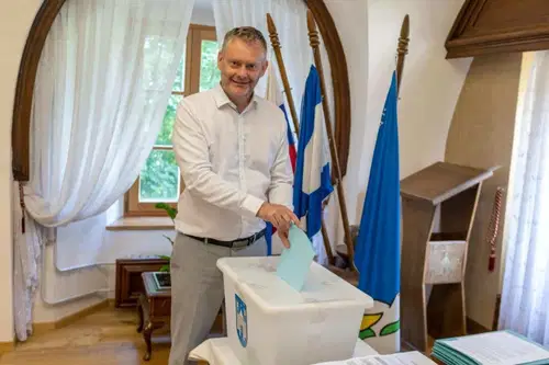 Moj pečat - participativni proračun: Slovenjgraški župan je že oddal svoj glas. Oddajte ga tudi vi (VIDEO)