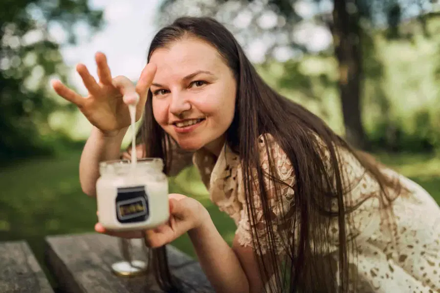 Anita Šumer na Švedskem prejela nagrado za najboljšo kuharsko knjigo leta