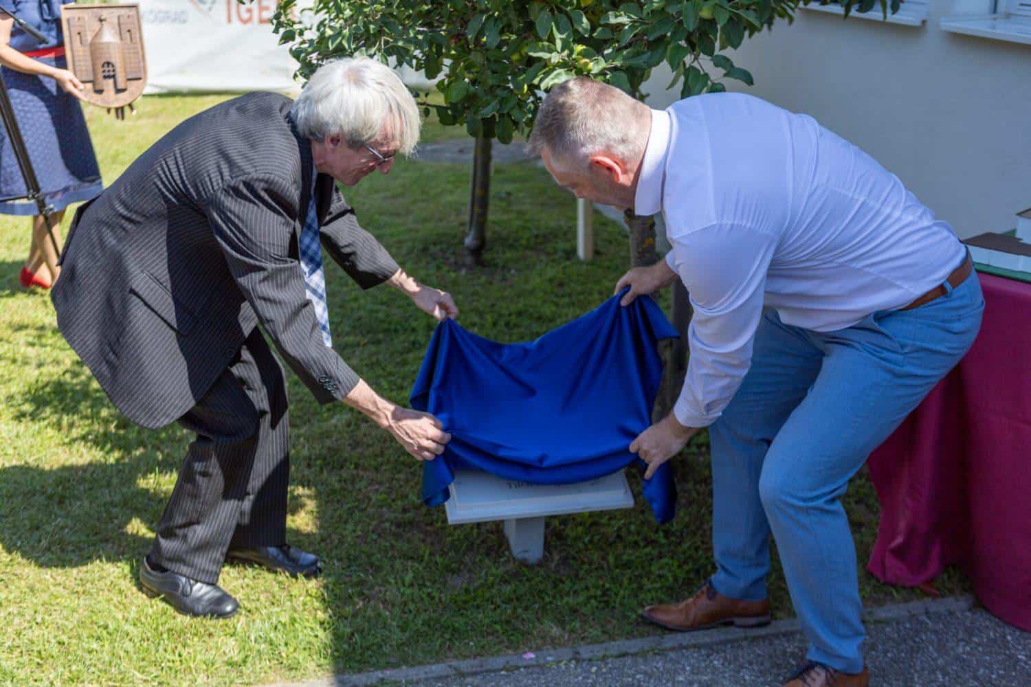 V Slovenj Gradcu odkrili temeljni kamen za prizidek in rekonstrukcijo Osnovne šole Podgorje