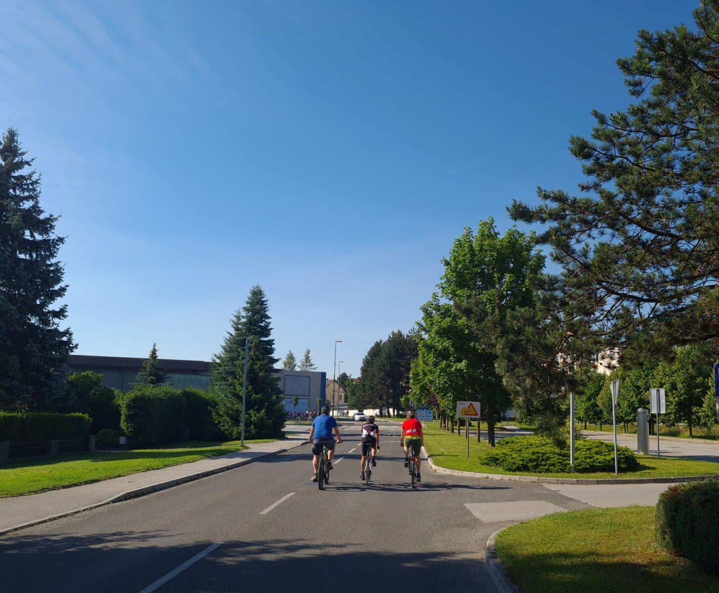 Polni zagona: S kolesom v službo do nagrade