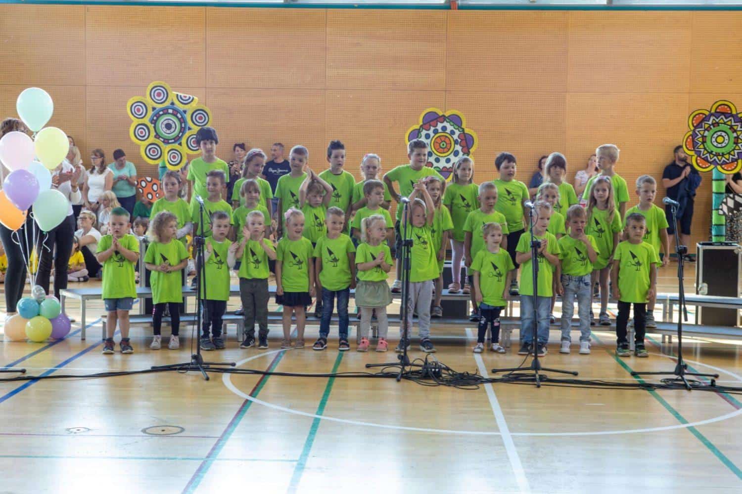 Vrtčevski bum: V Slovenj Gradcu so včeraj zazvenele otroške pesmi (VIDEO in FOTO)