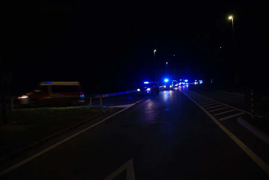 Na goriškem Krasu nadaljevali boj s požarom, noč nekoliko mirnejša