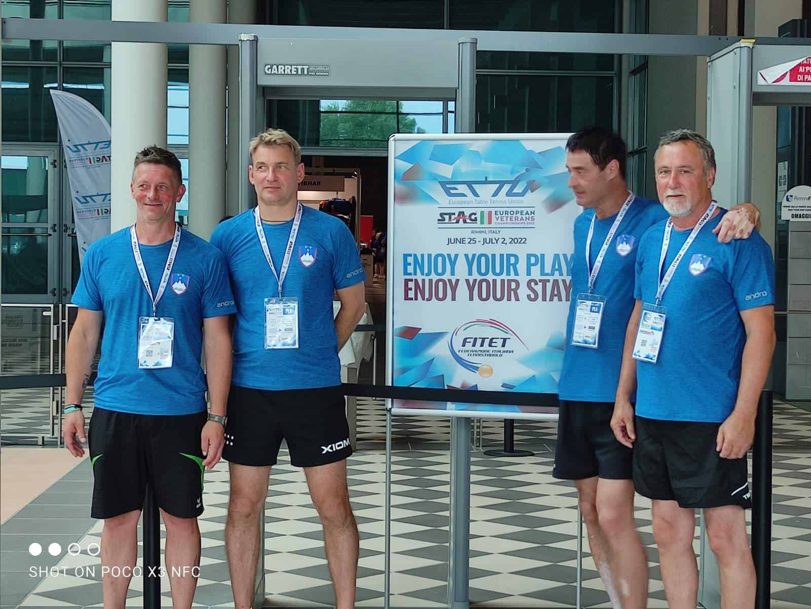 Ravenski veterani uspešni na evropskem prvenstvu v namiznem tenisu v Italiji