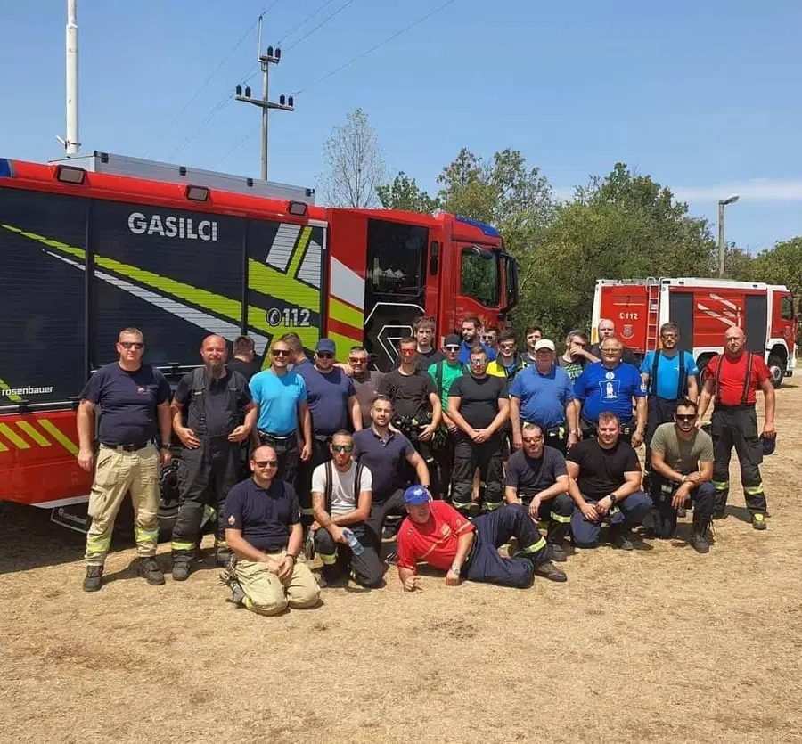 Kras gasili tudi slovenjgraški gasilci (FOTO)