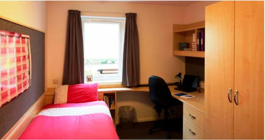 Študenti lahko še danes oddajo vlogo za bivanje v študentskem domu