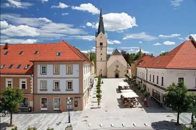 Ko mesto postane jedilnica: V Slovenj Gradec že čez šest dni prihaja Dolga miza