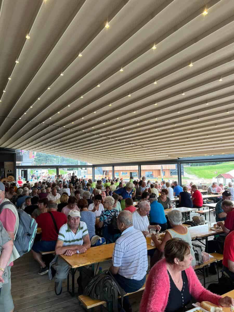 Tradicionalni planinski dan invalidov Mežiške doline na Kopah (FOTO)