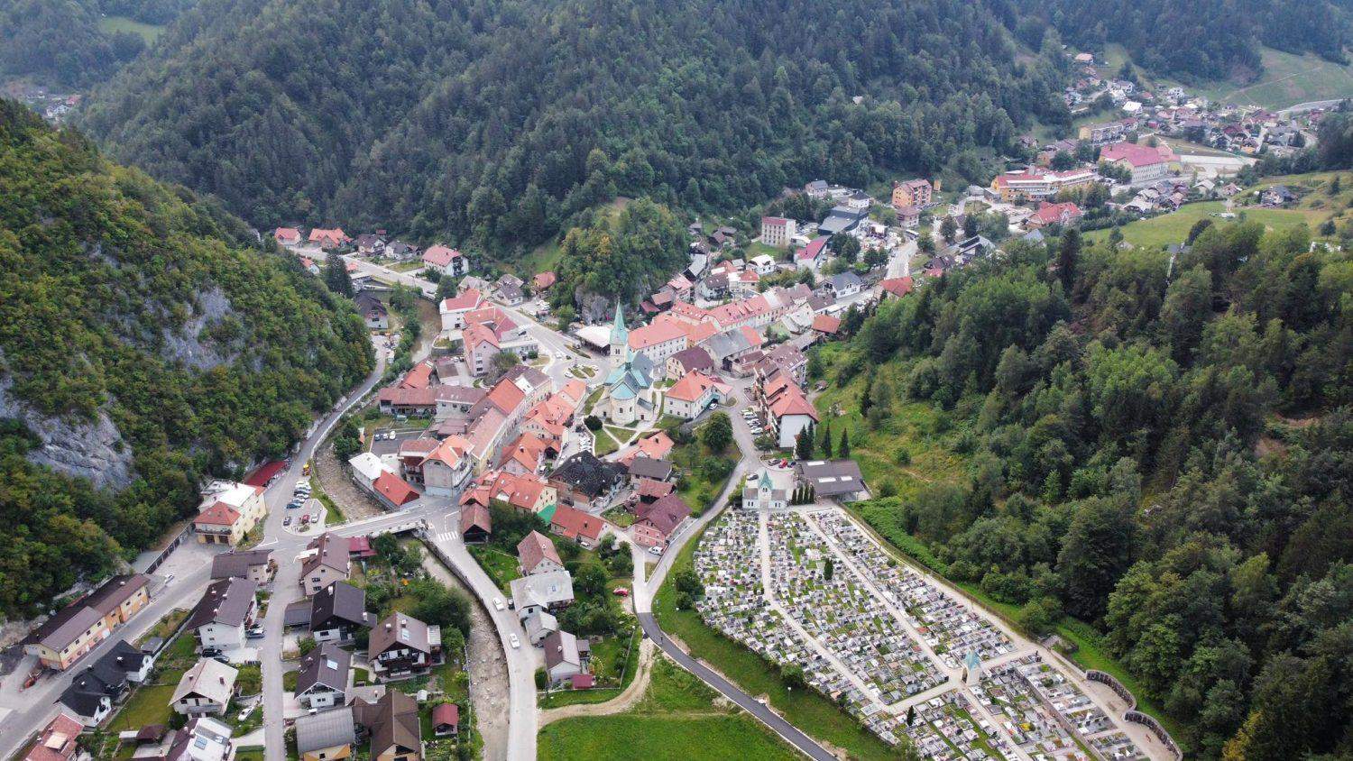 V Črni prepričljivo zmagala aktualna županja