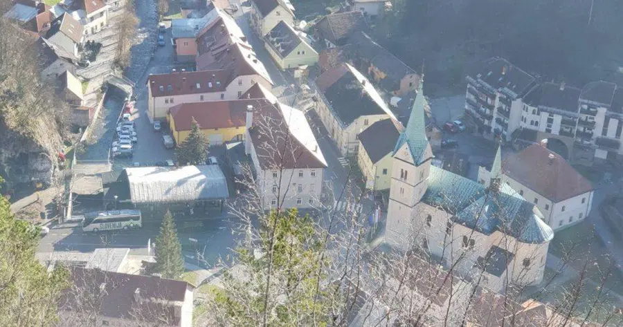 Doslej malo odločitev za oddajo stanovanja državi. Ponudbe so prejeli iz celotne Slovenije, tudi iz Črne na Koroškem