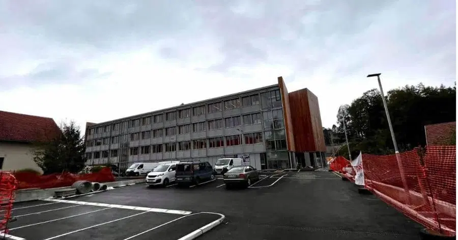 Spet v šolo: Za naložbe v vrtce in šole letos 47,5 milijona evrov proračunskih sredstev