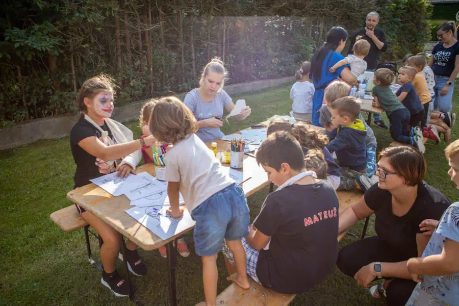 Podeželje se igra: V Starem trgu je bilo živahno in veselo (FOTO)