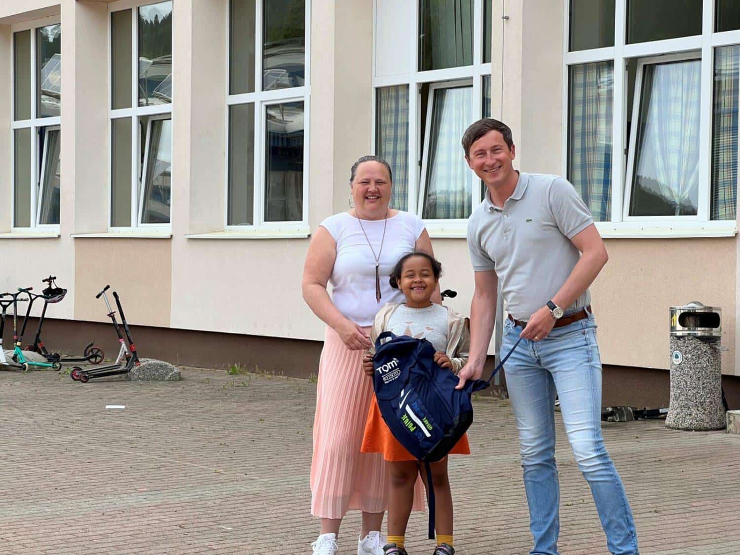 S 13. septembrom se v šole po vseh slovenskih regijah ponovno vrača TOM nahrbtnik