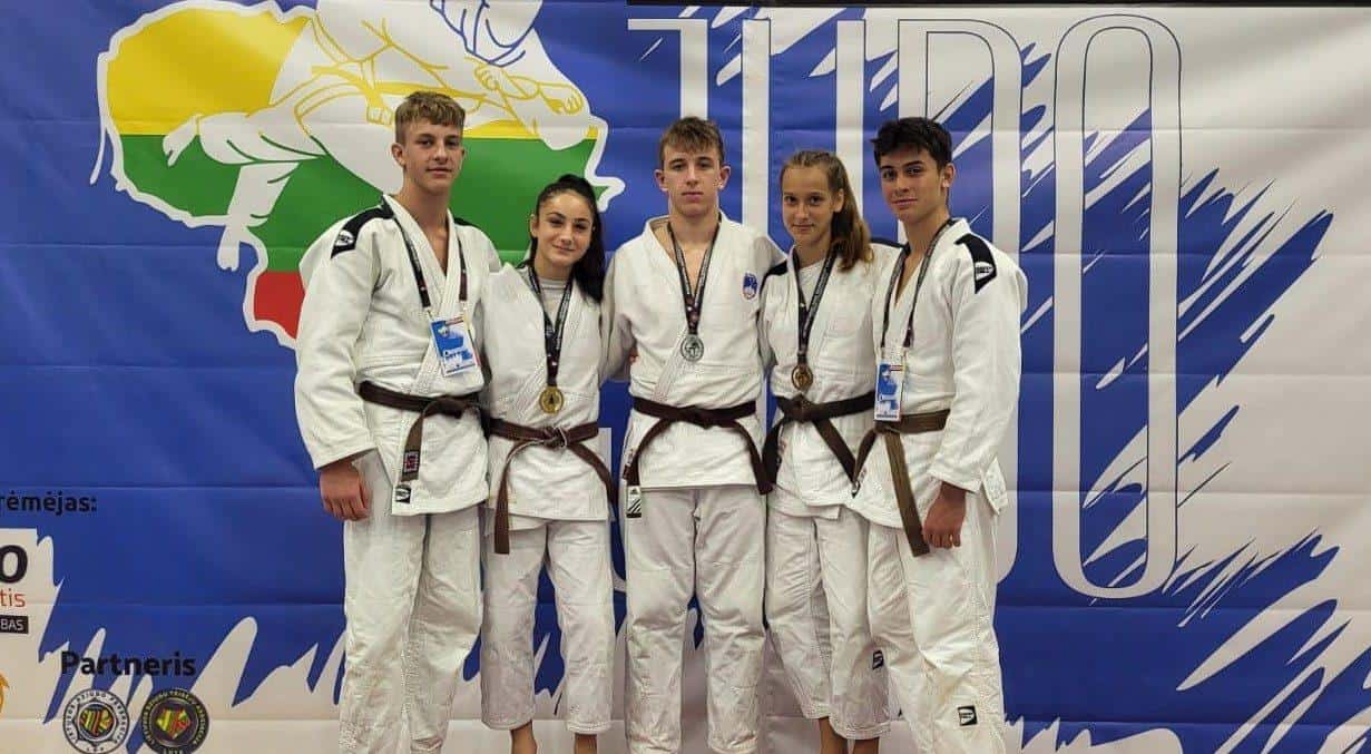 Kadeti in kadetinje JK Acron Slovenj Gradec v Litvi do treh odličij