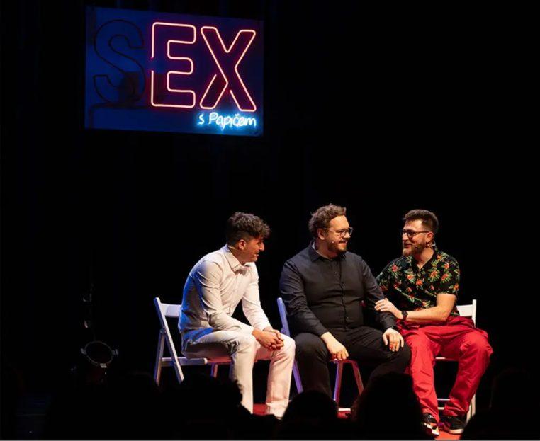 Za ogled Fantovščine v KC Ravne na voljo le še nekaj kart