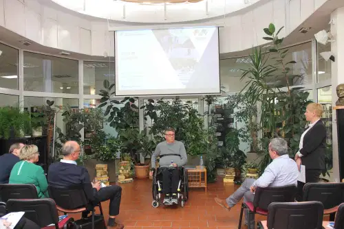 V Slovenj Gradcu predstavili potek projekta Omogočanje multimodalne mobilnosti oseb z različnimi oviranostmi (FOTO)