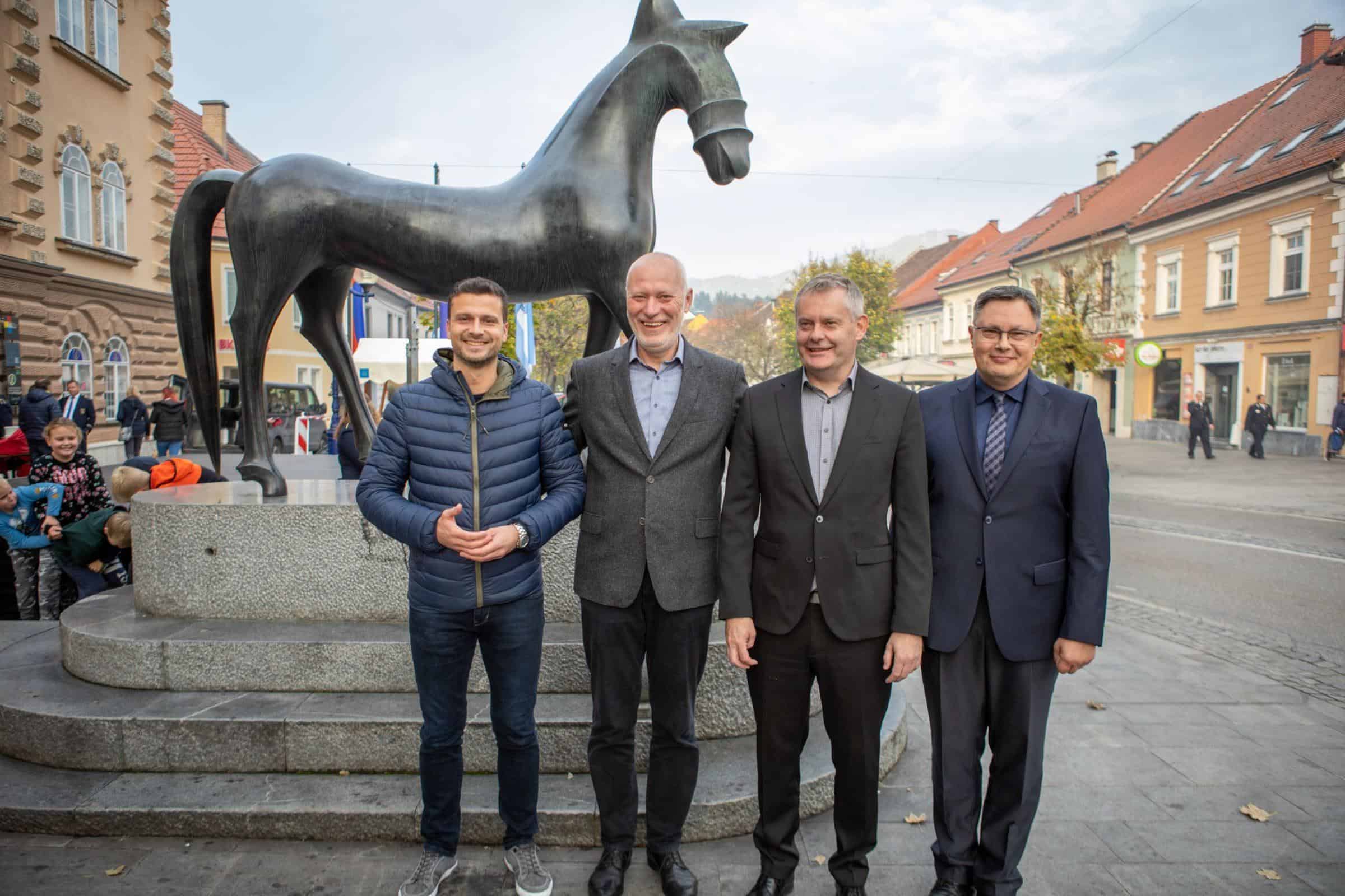 Kandidat za predsednika Milan Brglez obiskal Slovenj Gradec (FOTO)