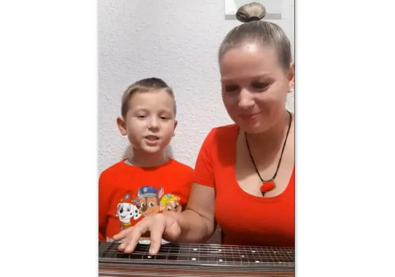 Maja Mirkac zapela s sinom in navdušila številne (VIDEO)