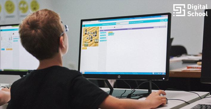 Digital School vabi na popoldanske tečaje programiranja in posebno brezplačno delavnico