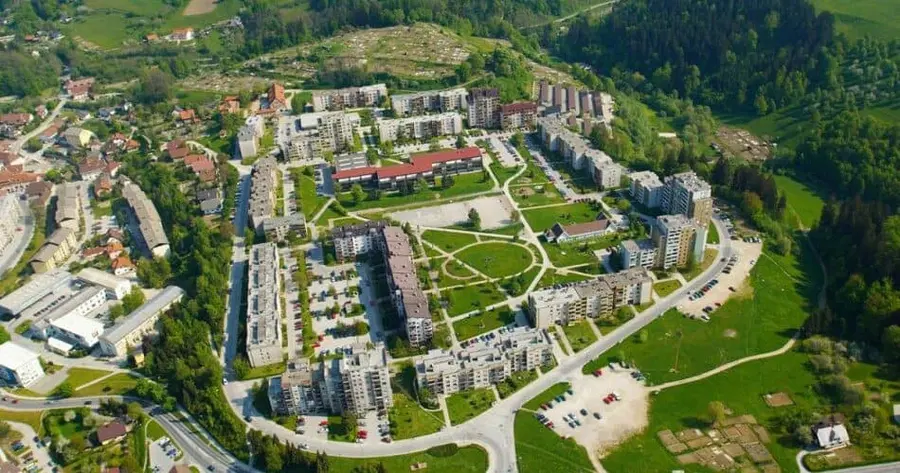 Občina Ravne na Koroškem prodaja stanovanje