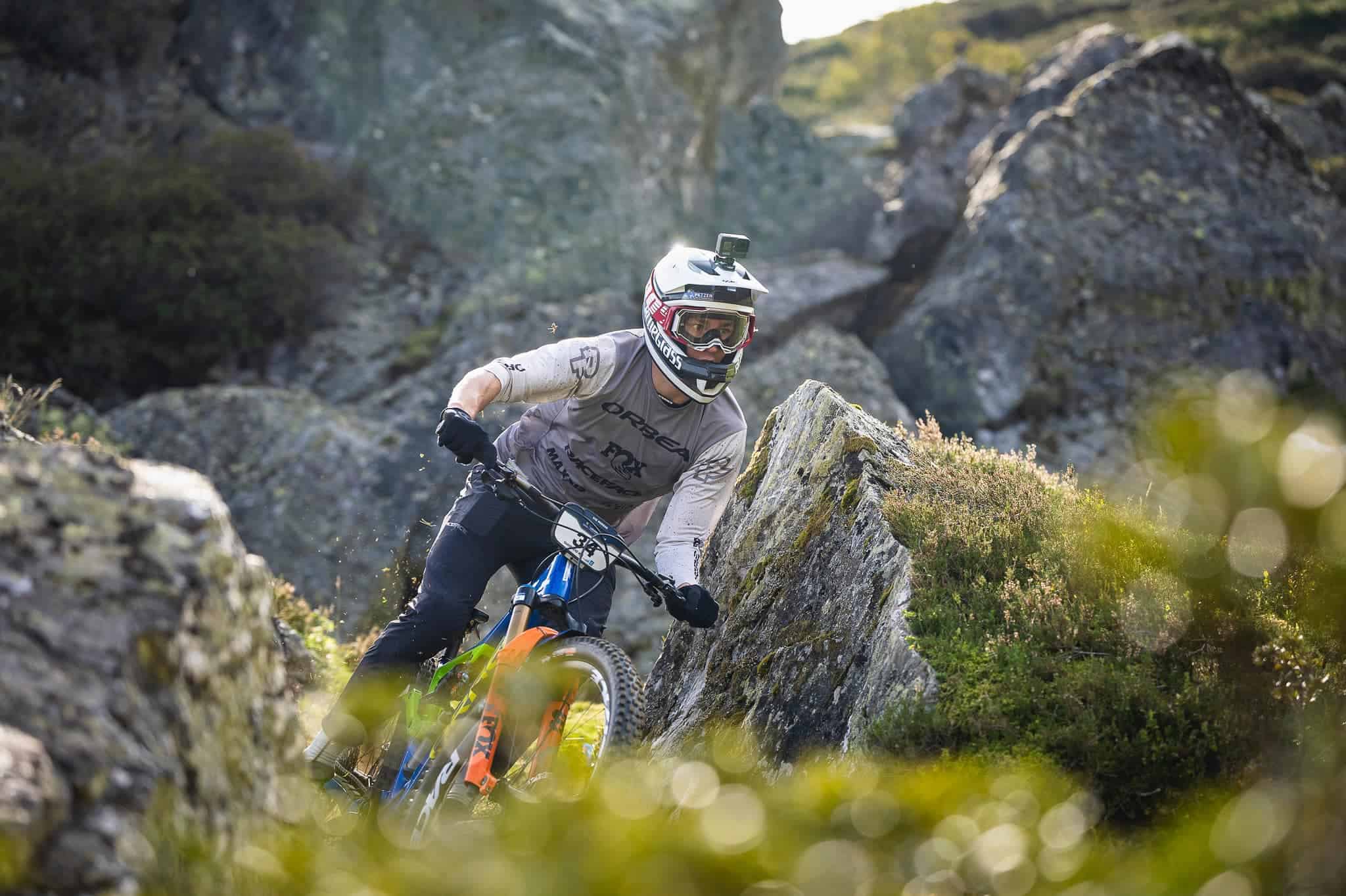 Na Ravnah pripravljajo cel dan “furanja” in zabave na kolesih ter druženja z našim najboljšim enduro jezdecem