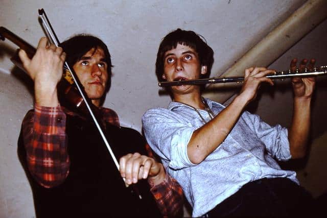 Koroška galerija likovnih umetnosti Slovenj Gradec bo gostila legendarno skupino Srb