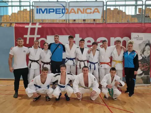 Slovenjgraški judoisti do več odličij na mednarodnem tekmovanju v Mariboru (FOTO)